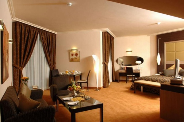 Regency Palace Hotel image 5