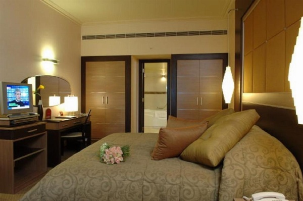 Regency Palace Hotel image 9